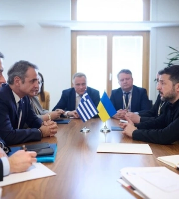 Зеленський провів важливу розмову з прем’єром Греції
