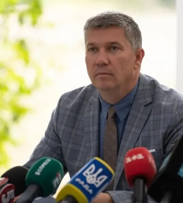 Суд обрав запобіжний захід ексголові Мінкульту Карандєєву у справі про "міжнародні турне"