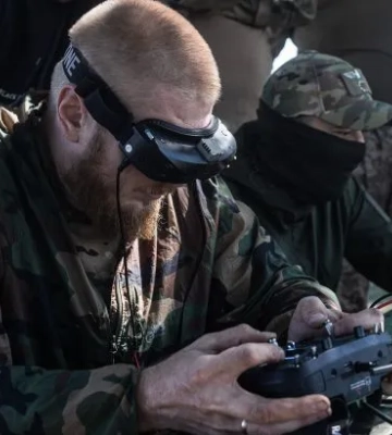 Українські військові атакували важливий міст окупантів