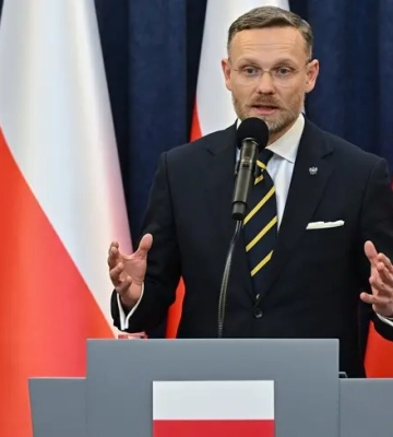 Ніяких помилок: у Навроцького знову назвали УПА злочинцями, а Зеленського звинуватили у невиконанні домовленостей