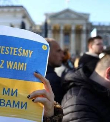 Поляки устают от Украины: социологи зафиксировали тревожную смену настроений