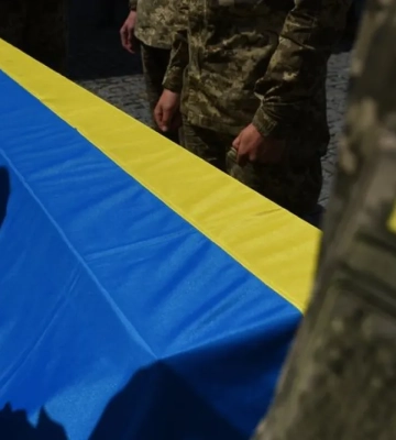 Виховала як сина: суд визнав тітку утриманкою загиблого військового і відкрив шлях до виплат