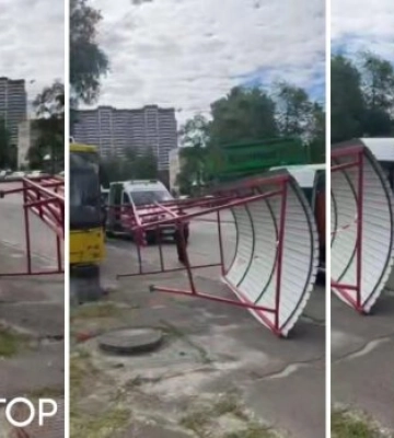 Автобус із пасажирами в'їхав у зупинку в Києві: що трапилося з водієм