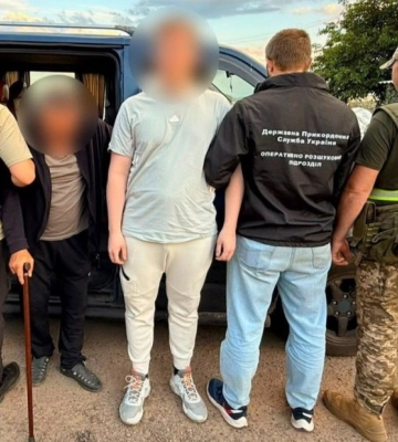 Трансфер за 14 тисяч доларів: ухилянт з Київщини прямував до Молдови під мікроавтобусом (ВІДЕО)
