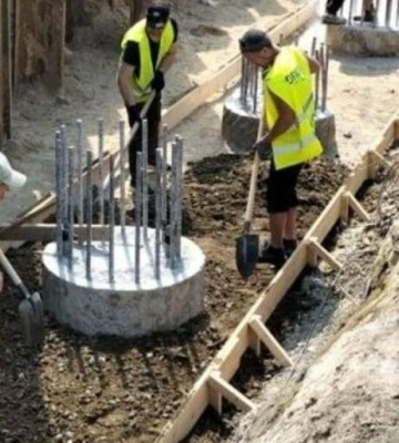 У Львові зводять шляхопровід із трьома смугами руху та велодоріжкою
