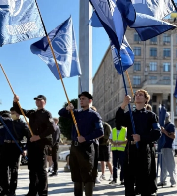 На Майдані проходить акція проти «КиївПрайду»