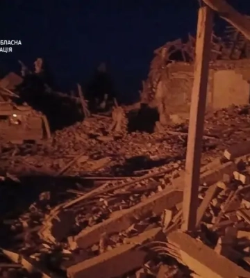 Один человек погиб, девять получили ранения: фото последствий обстрела Днепропетровской области