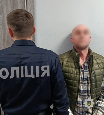 На Чернігівщині затримано водія, який умисно скоїв наїзд на поліцейського