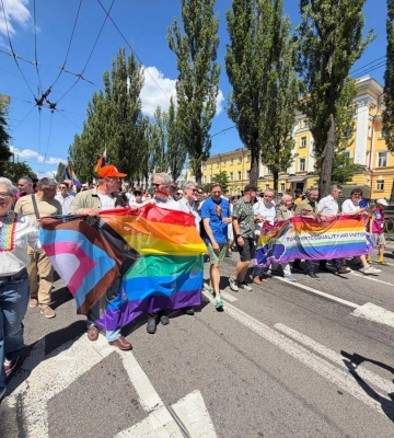 В столице прошел марш "КиевПрайд" и акция в поддержку традиционной семьи