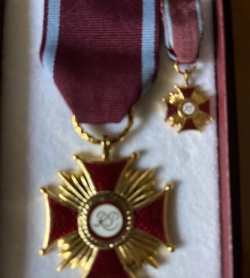 Ексдепутат Сейму Польщі на знак протесту повернув Навроцькому нагороду