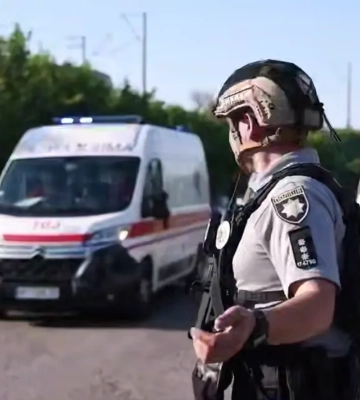 Рф вдарила по АЗС у Запоріжжі, є поранений