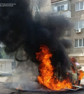 Війська рф масовано обстріляли Нікопольщину, серед поранених є дитина