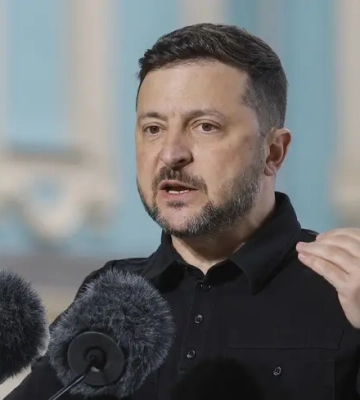 Если Лукашенко не уберет российские ретрансляторы, Украина сделает это сама в течение недели - Зеленский