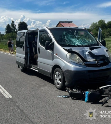 На Львівщині внаслідок ДТП загинула літня водійка електромопеда, - поліція