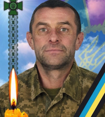 На Ужгородщині сьогодні прощатимуться із воїном Сергієм Лазориком