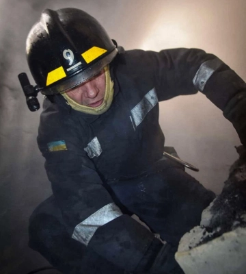Одеський вогнеборець отримав нагороду від Президента 