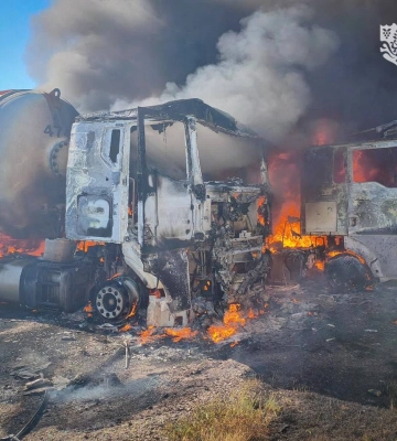 На Одещині ворог вдарив по стоянці вантажного транспорту: є загиблі та поранені, - голова ОВА