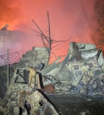 Доба на Донеччині: внаслідок ворожих обстрілів відомо про 2 загиблих і 4 поранених. ФОТОрепортаж