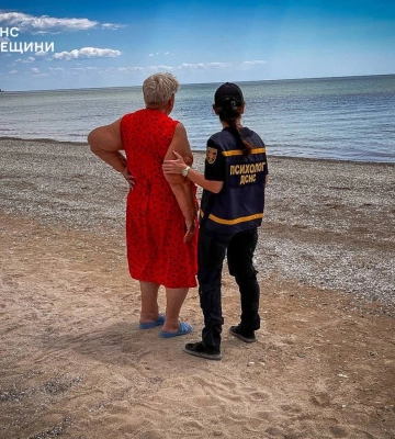 На Одещині четверту добу водолази та дрони шукають зниклу на воді дівчинку