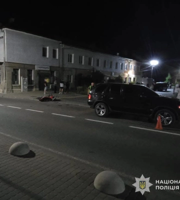 Мотоцикліст на Львівщині влетів у BMW: постраждали двоє людей