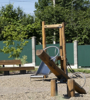 На місці семиповерхівки у Львові облаштували відпочинкову зону