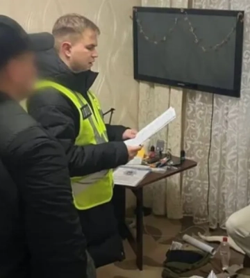 В Киеве будут судить мошенника, который выманил у волонтера 30 тысяч долларов