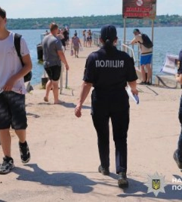 У Миколаєві правоохоронці продовжують проводити профілактичні рейди біля водойм та місць відпочинку