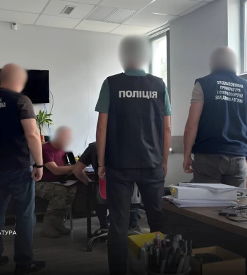 Екскомандира ТРО на Львівщині підозрюють у незаконних бойових виплатах на майже 80 млн грн