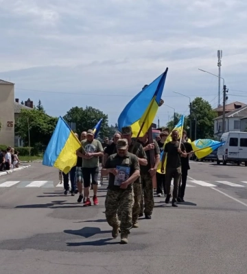 Назавжди 22: на Волині прощалися з загиблим воїном Олександром Буслом