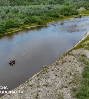 Масштаби пошуків 10-річного хлопчика на Тисі критично розширюють, залучено спецназ ДСНС (ФОТО)