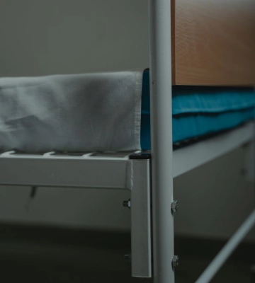 П'ятеро підлітків, які відпочивали на Берегівщині, потрапила до лікарні з отруєнням