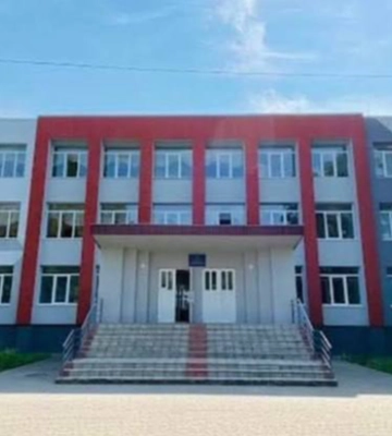 16 років біля дошки: історія вчительки з Луцька, яка закохує дітей у хімію