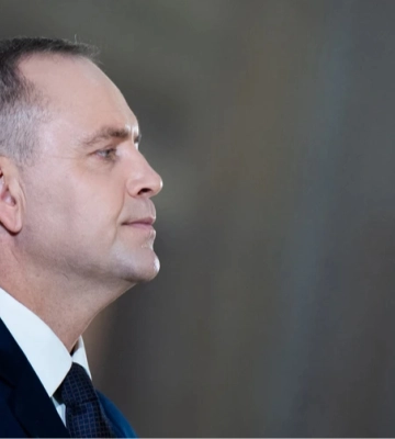 У Навроцького заявили про погіршення відносин з Україною через рішення Києва