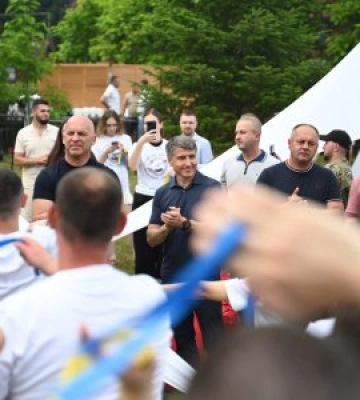 Що пов’язує Закарпаття та Донеччину? Таємна зустріч лідерів, яка змінить майбутнє України!