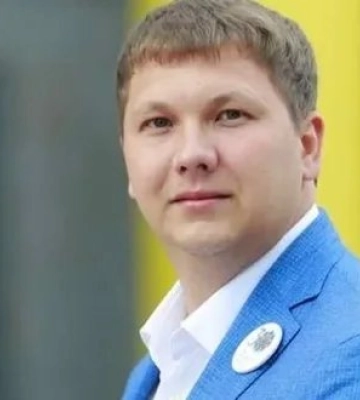 "Слуга народа" Медяник проживает в поместье стоимостью $1 млн, оформленном на няню своей дочери, — Bihus.Info