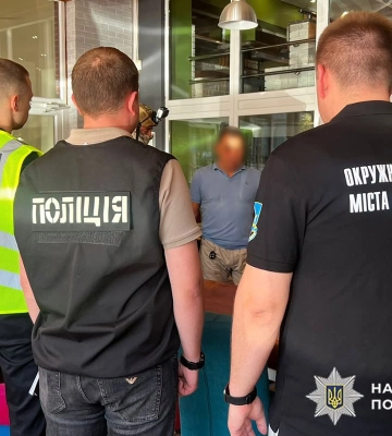 Легалізація іноземця через фіктивний шлюб - у Хмельницькому поліція викрила спритника