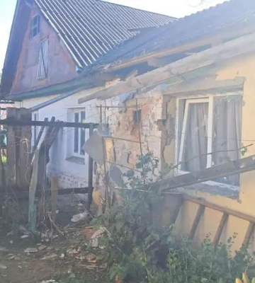 Россия нанесла удар по объектам энергетики, жилым домам и лицею в Черниговской области: есть раненые