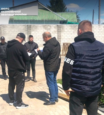 БЕБ повідомило про підозру директору тютюнового підприємства у справі про 2,3 млрд грн несплаченого акцизу