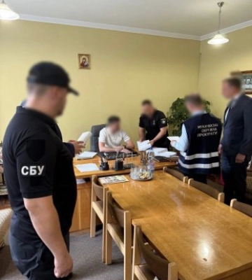 Понад 9,5 мільйона гривень збитків: на Закарпатті викрили ймовірну схему розкрадання коштів НСЗУ через фіктивні медичні послуги