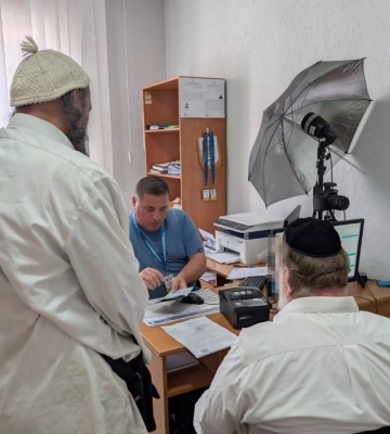 Втратив посвідку на проживання, але щоб відновити не звернувся: в Умані іноземцю призначили 3 тисячі штрафу
