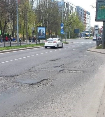На вихідних у Львові на проспекті Чорновола запровадять реверсний рух