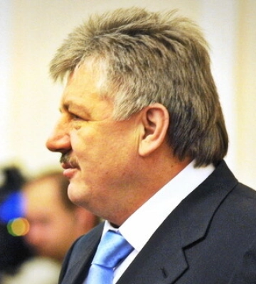 Сівковичу оголосили підозру у привласненні недобудованої лікарні і 21 га землі у Києві