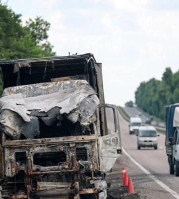Спалені вщент. Результати дронових ударів ЗСУ по логістиці армії РФ у фото