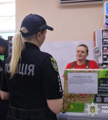Заборона продажу алкоголю та тютюну неповнолітнім: у Миколаєві поліцейські провели профілактичний рейд