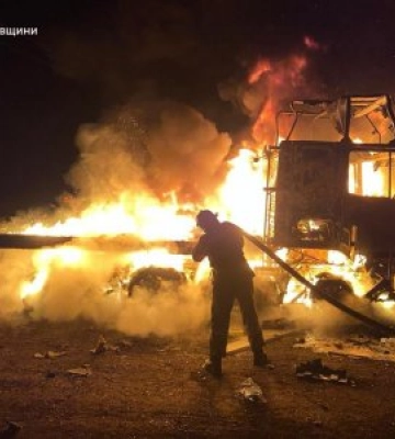 За добу на Миколаївщині виникло три пожежі, дві з яких — внаслідок ворожих атак