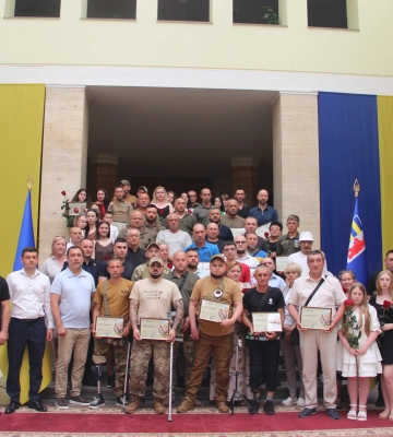 Ще 38 родин закарпатських військових та ветеранів отримали сертифікати на житло