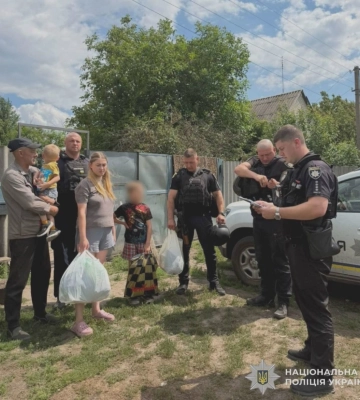 З прифронтової Харківщини евакуювали матір з дітьми