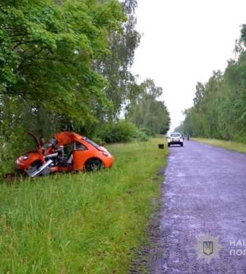 На Волині внаслідок карколомної ДТП із перекиданням загинула водійка легковика