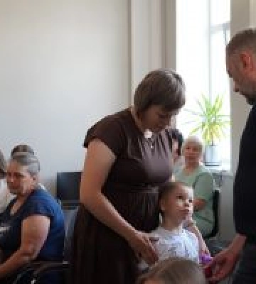 Шістьом родинам загиблих захисників із Сосницької громади передали посмертні нагороди