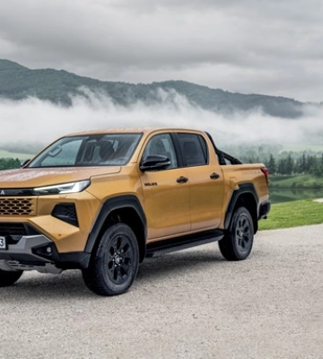 Современный, мощный, удобный: в Украину прибывает новый Toyota Hilux